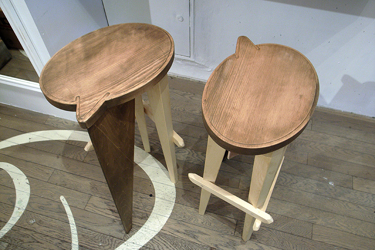 FUKIDASHISUGI STOOL 4 M.D